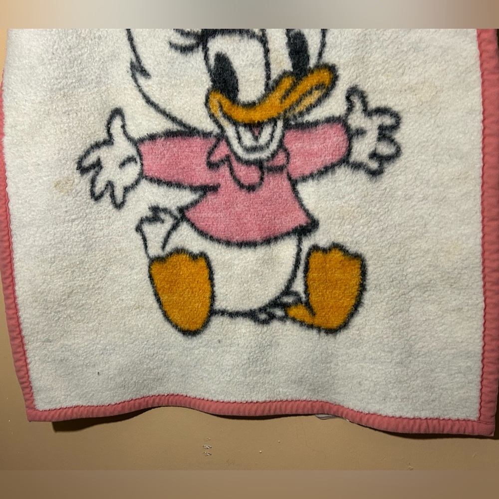 Vtg 1984 Disney Baby Daisy Duck Biederlack Blanket 38”x27” Made in USA - Picture 5 of 9